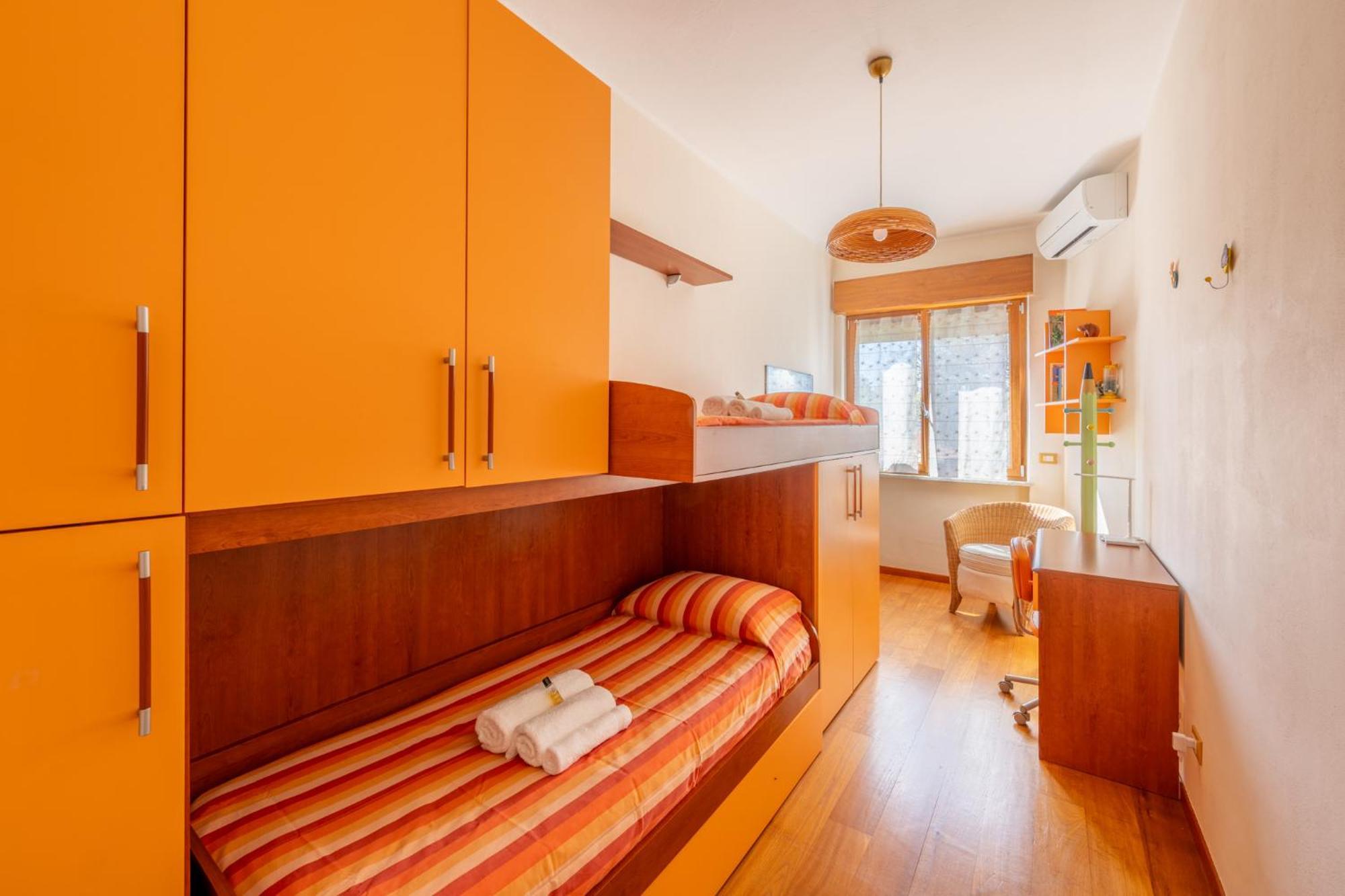 New Luxury 2Bdr Terrace, Views, Ac Apartment Marina Di Carrara Exterior photo